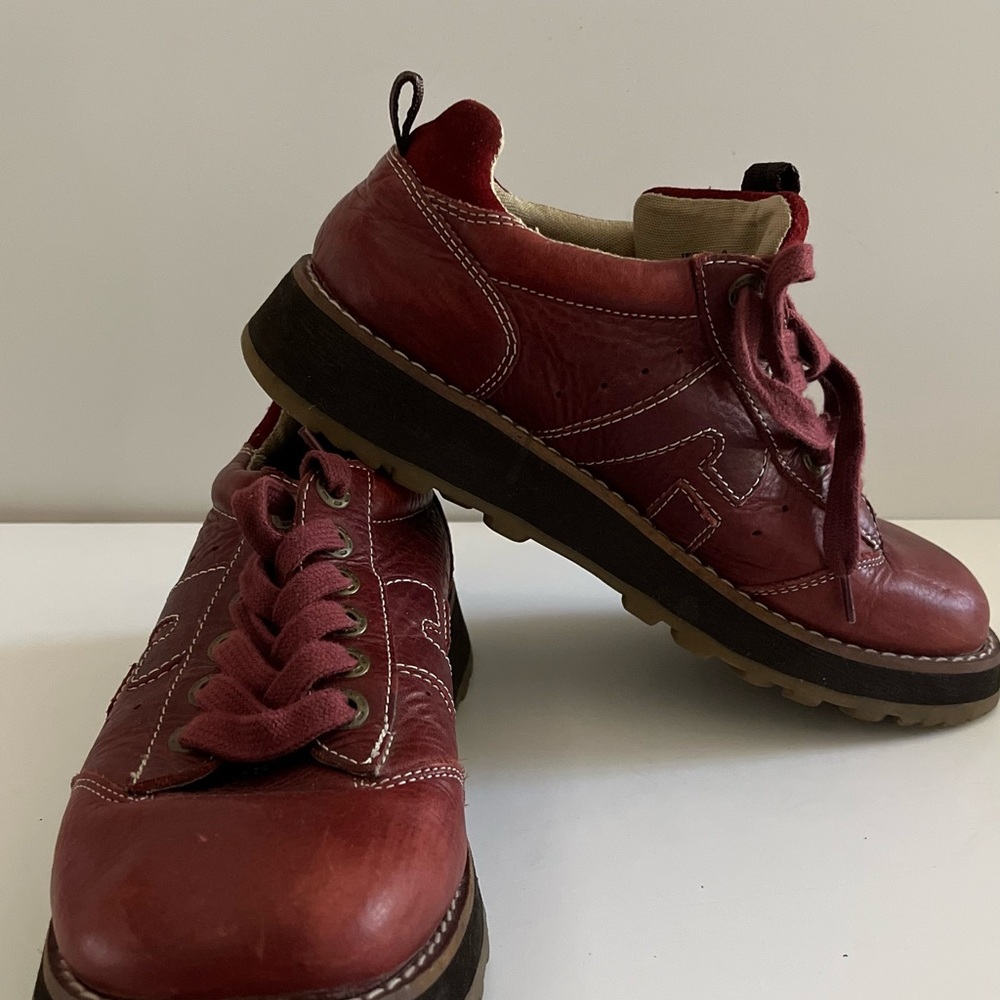 Report Men's Burgundy Leather Sneakers